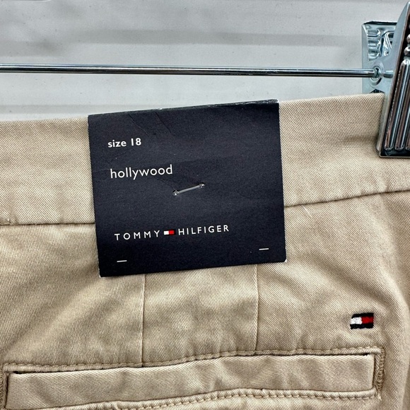 TOMMY HILFIGHER Hollywood 9" tan High rise woman classic casual short NWT 18 - Picture 10 of 12